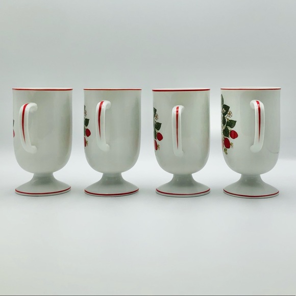 Set of 4 Vintage Strawberry Footed Mugs from Japan - Picture 3 of 9